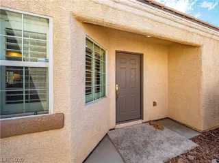 Photo #3: 2239438 Listing