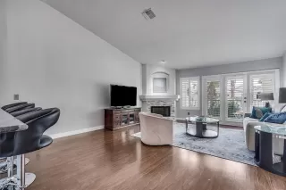 Photo #5: 2239449 Listing