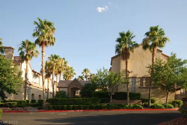 MLS: 2239461 Condo For Sale