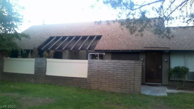 MLS: 2239484 Condo For Sale