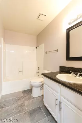 Photo #6: 2239516 Listing 