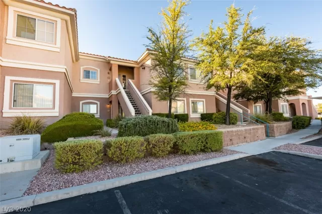 MLS: 2239581 Condo For Sale