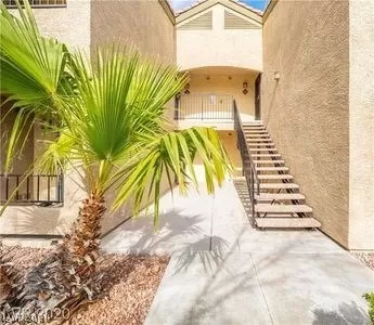 MLS: 2239609 Condo For Sale