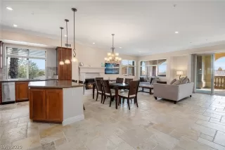 Photo #1: 2239627 Listing 