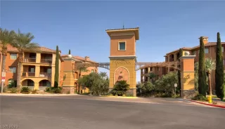 Photo #2: 2239627 Listing 