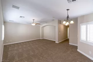 Photo #6: 2239636 Listing 