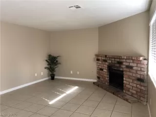 Photo #1: 2239656 Listing 