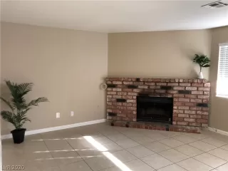 Photo #2: 2239656 Listing 