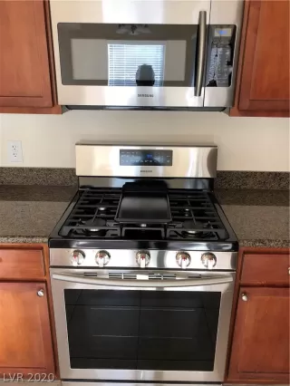 Photo #4: 2239663 Listing 