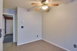 Photo #6: 2239671 Listing