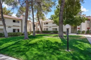 Photo #1: 2239683 Listing 