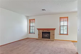 Photo #5: 2239683 Listing 