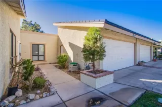 Photo #1: 2239687 Listing 