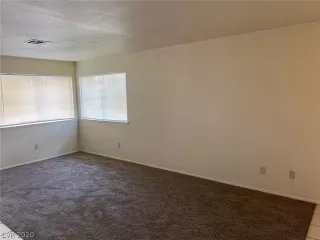 Photo #2: 2239692 Listing 