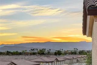 Photo #4: 2239698 Listing