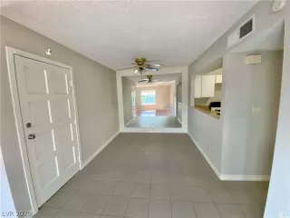 Photo #2: 2239700 Listing 