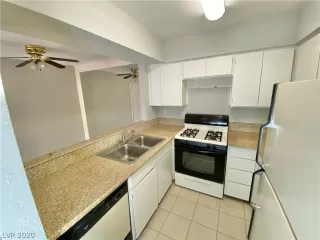 Photo #3: 2239700 Listing 