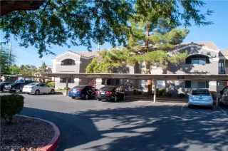 Photo #2: 2239716 Listing