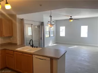 Photo #3: 2239724 Listing 