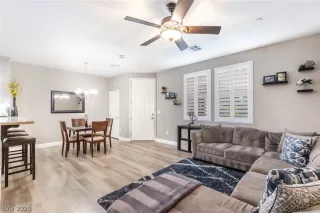 Photo #2: 2239730 Listing