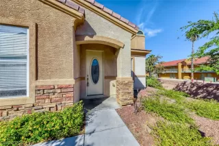 Photo #2: 2239738 Listing 
