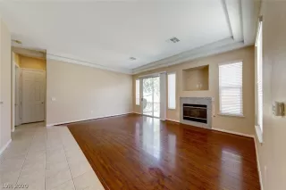Photo #3: 2239738 Listing 
