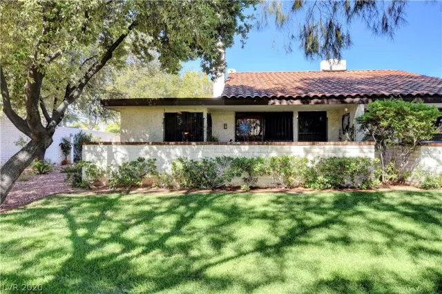 MLS: 2239777 Condo For Sale