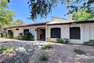 Photo #3: 2239777 Listing 