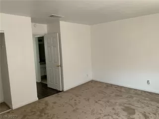 Photo #4: 2239798 Listing 