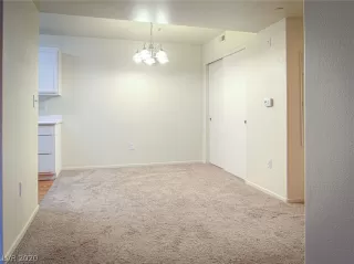 Photo #3: 2239807 Listing 