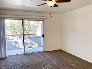 Photo #4: 2239818 Listing