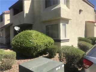 Photo #3: 2239829 Listing 