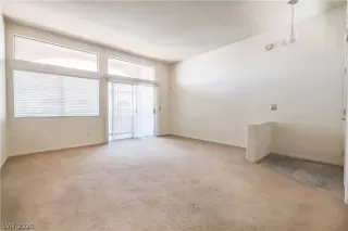 Photo #6: 2239861 Listing