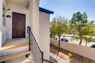 Photo #2: 2239867 Listing