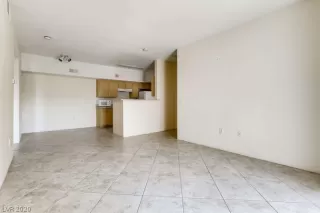 Photo #5: 2239867 Listing