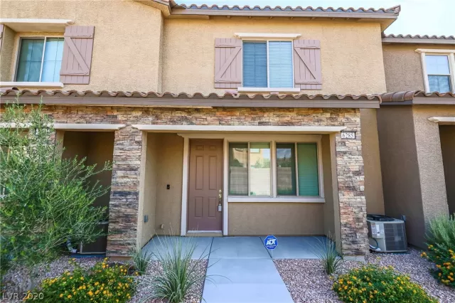 MLS: 2239878 Condo For Sale