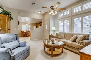 Photo #5: 2239886 Listing