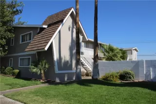 Photo #1: 2239887 Listing 
