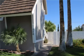 Photo #4: 2239887 Listing 