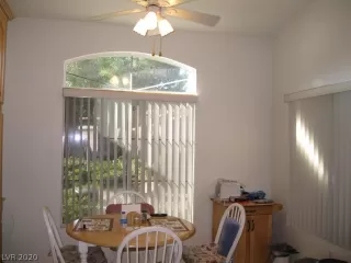 Photo #5: 2239899 Listing