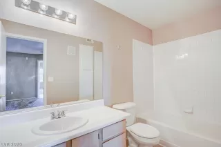 Photo #5: 2239924 Listing 