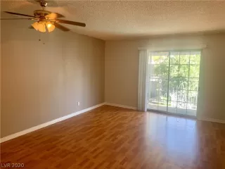 Photo #5: 2239949 Listing 