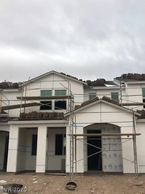 MLS: 2239967 Condo For Sale