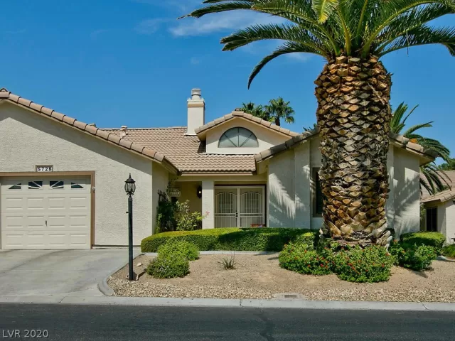 MLS: 2239986 Condo For Sale