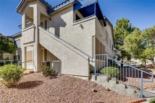 MLS: 2240000 Condo For Sale