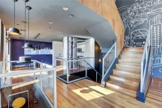 Photo #2: 2240044 Listing