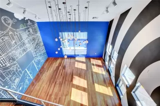 Photo #4: 2240044 Listing