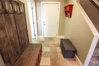 Photo #1: 2240100 Listing