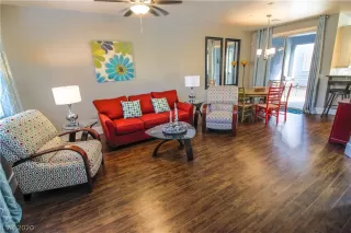 Photo #5: 2240100 Listing