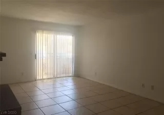 Photo #1: 2240111 Listing